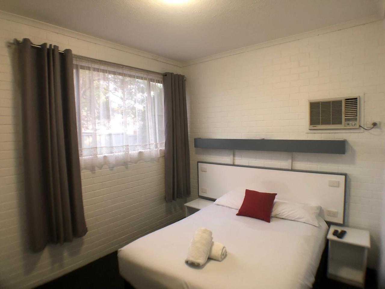 Allan Cunningham Motel Toowoomba Bagian luar foto